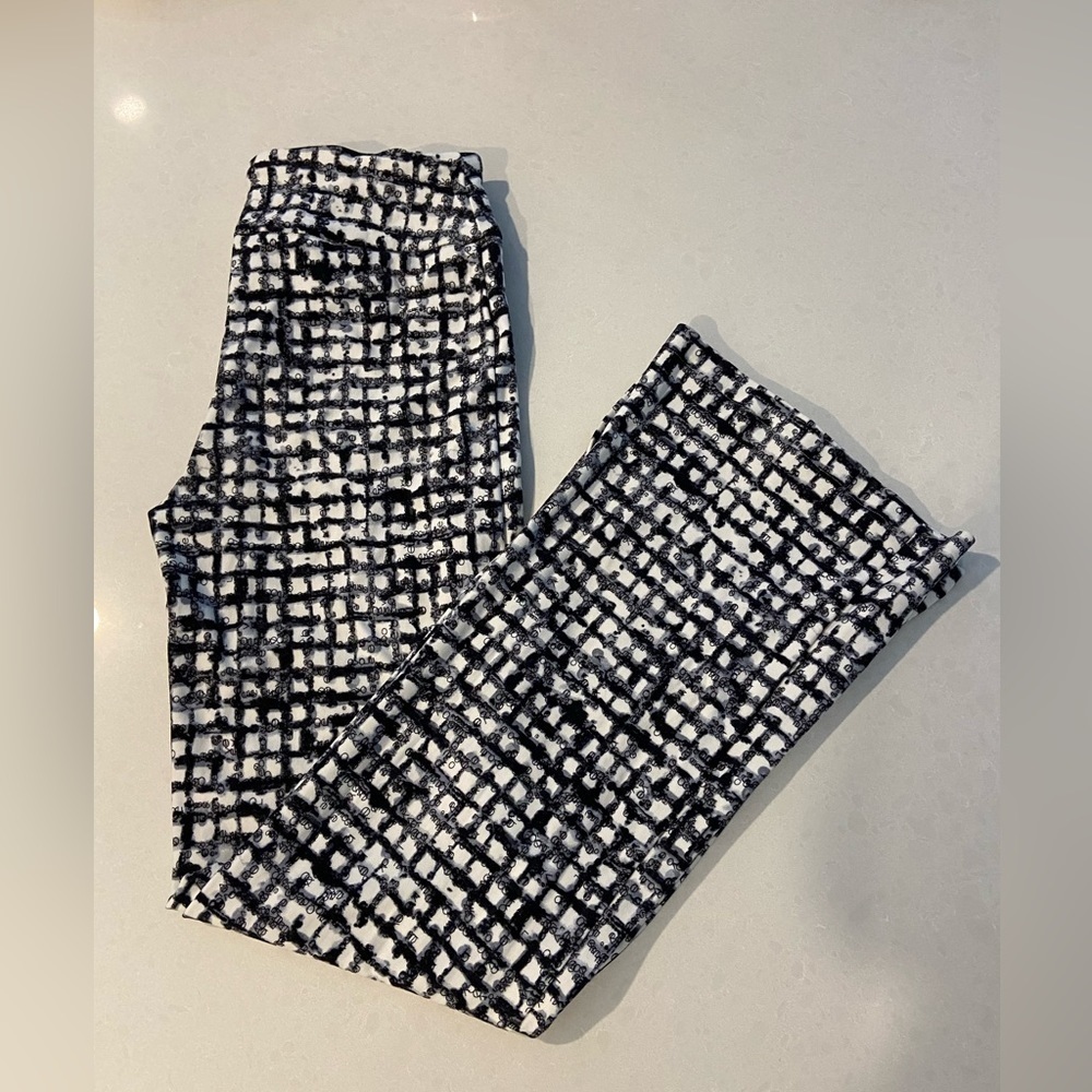 LISETTE Black & White Wide Leg Pants - Size 28